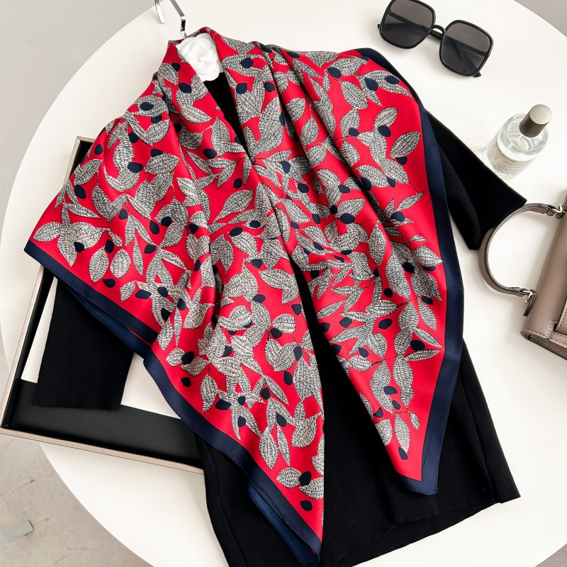 90cm Square Scarf High Quality - Office High Tech 评论和价格